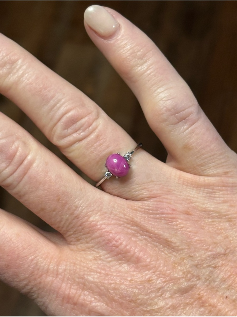 Stunning Linde Ruby Star Sapphire 8x6mm w/ zircon in 925 Sterling Silver Ring 8 - Picture 6 of 10